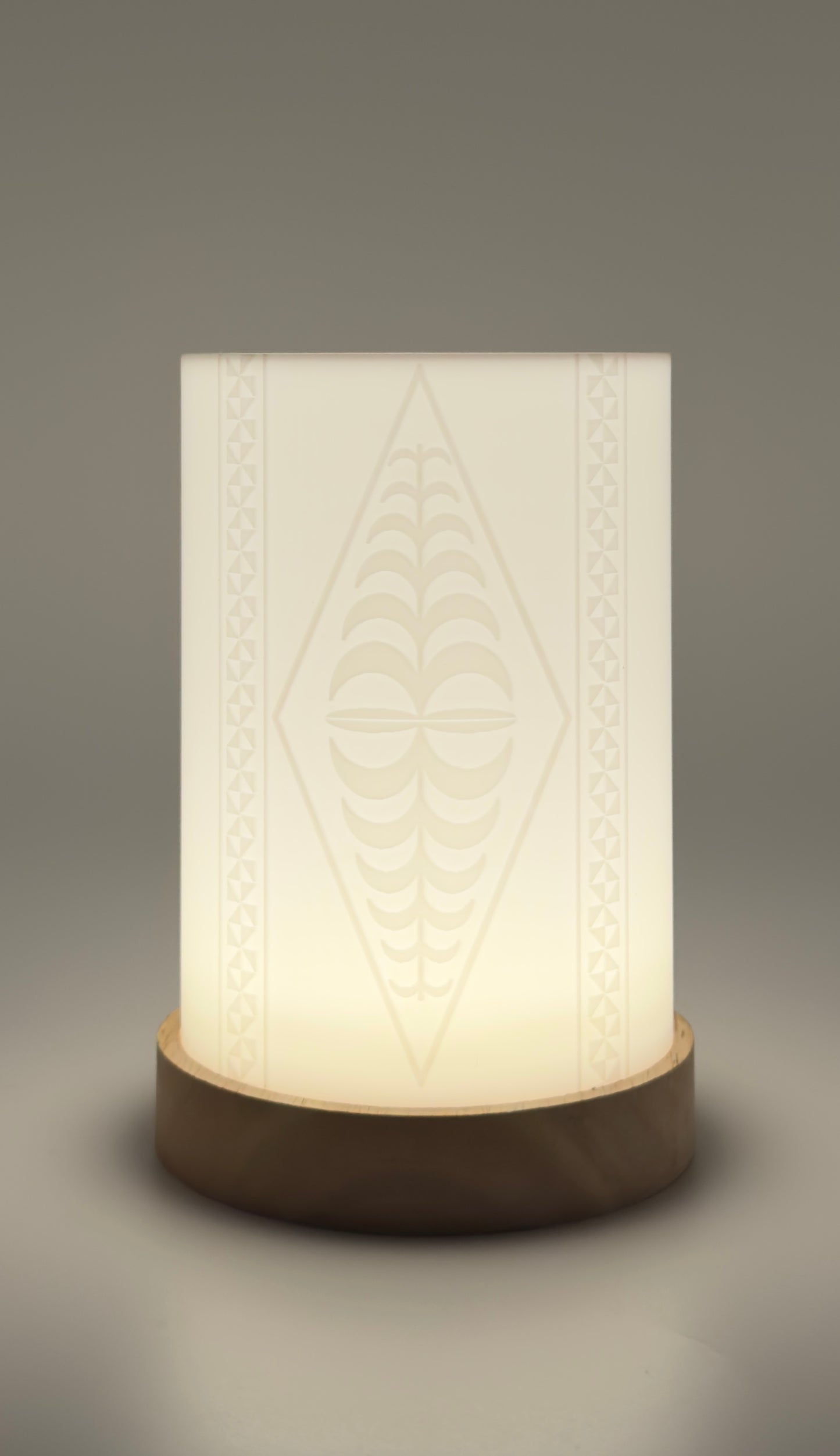 Feletoa Cylinder Lamp